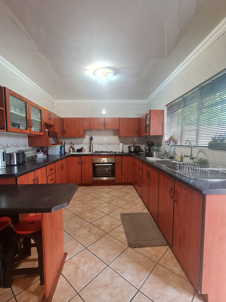 4 Bedroom Property for Sale in Vaalpark Free State